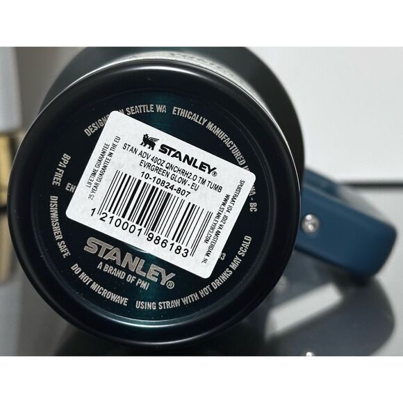 Stanley Europe Quencher H2.0 FlowState 40oz Tumbler, EVERGREEN GLOW - Picture 4 of 4